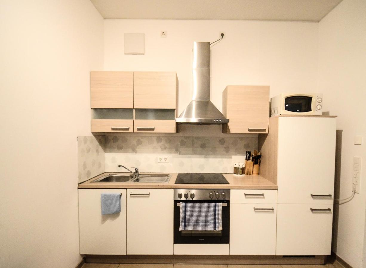 Ferienwohnung 2 - High-Quality In The Heart Of Stuttgart 2 Exterior foto