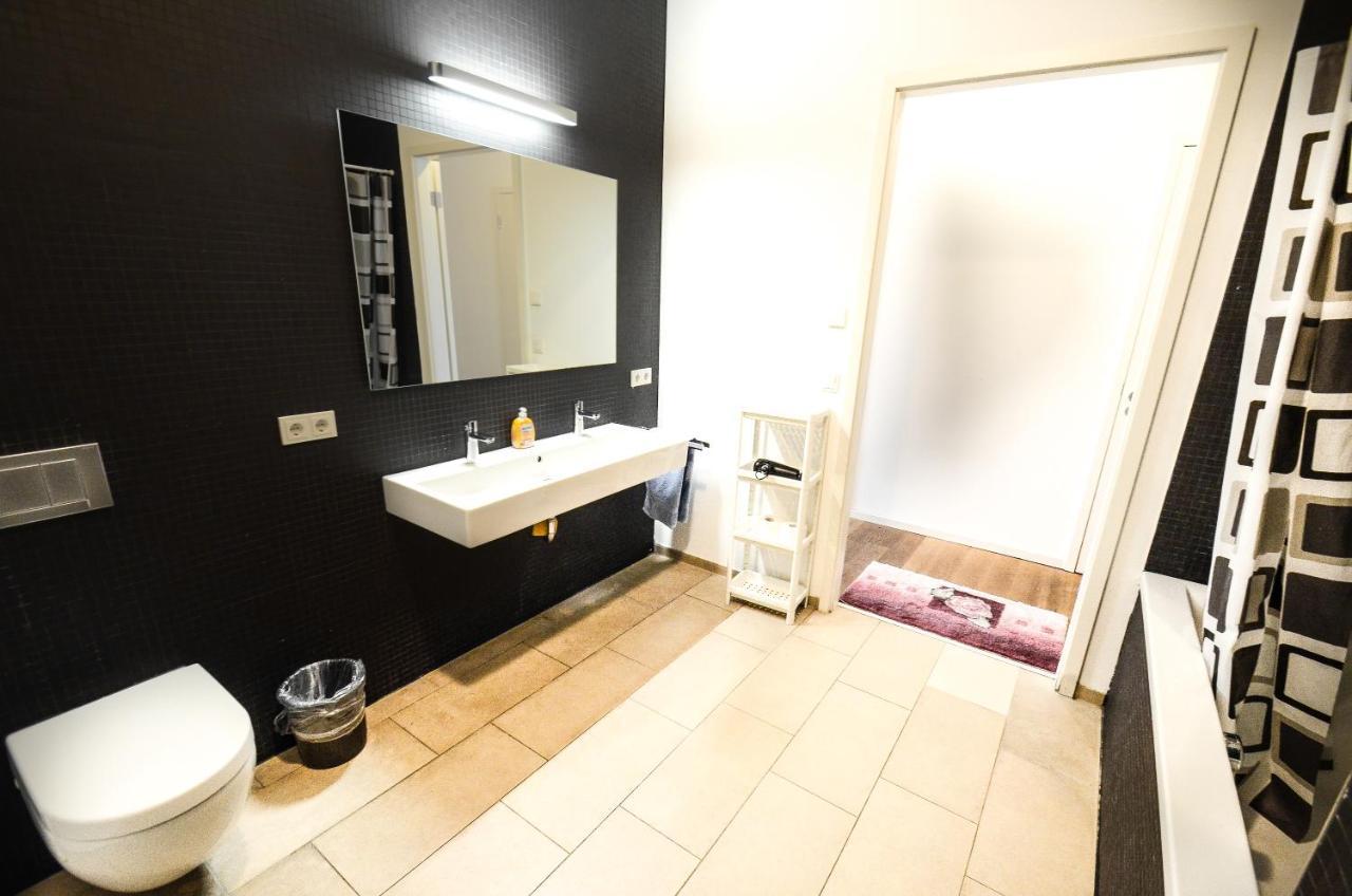 Ferienwohnung 2 - High-Quality In The Heart Of Stuttgart 2 Exterior foto