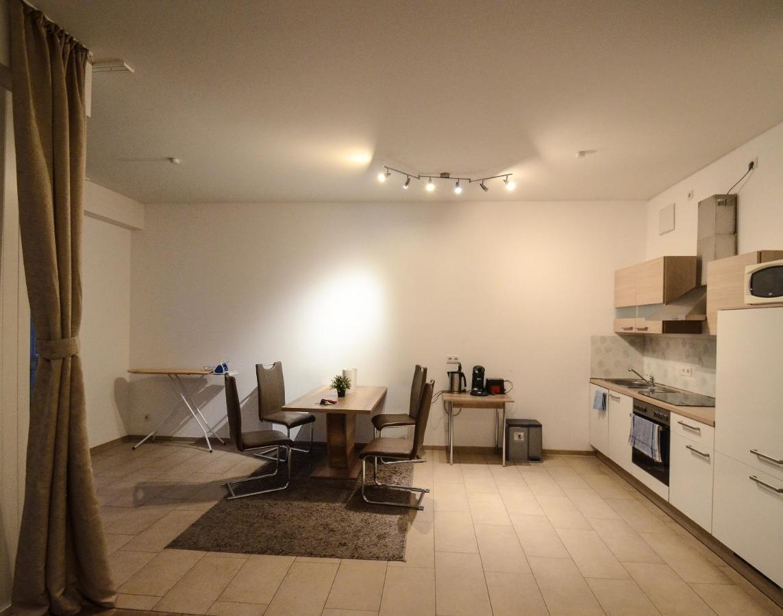 Ferienwohnung 2 - High-Quality In The Heart Of Stuttgart 2 Exterior foto