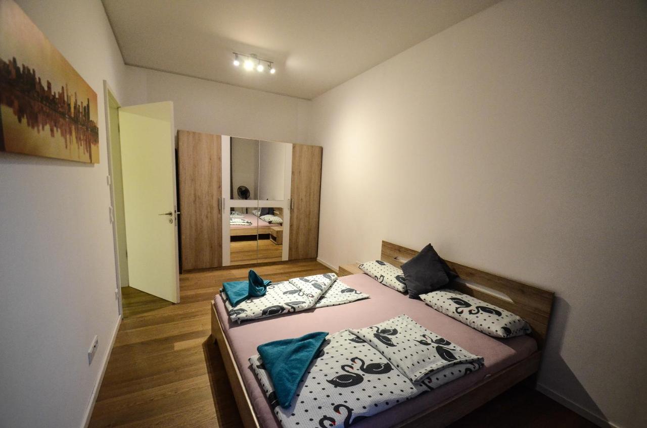 Ferienwohnung 2 - High-Quality In The Heart Of Stuttgart 2 Exterior foto